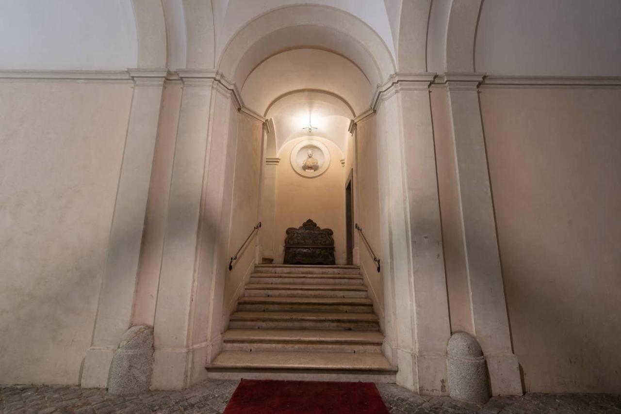 Lägenhet Palazzo Pamphili Lecca Di Guevara *